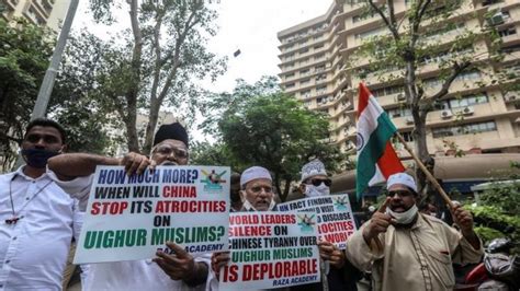 ouigar|Uighurs: 'Credible case' China carrying out genocide .